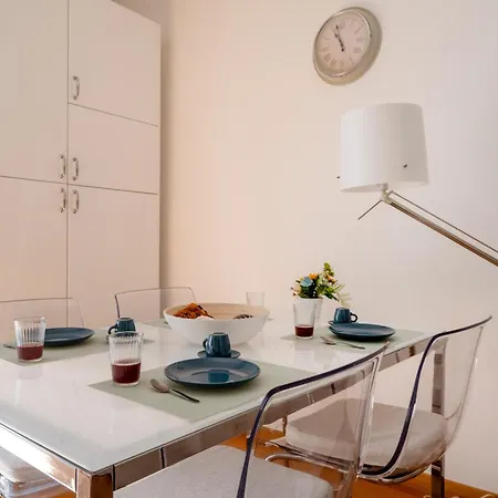 Dimora Del Teatro Sightly Apartment Bari Exterior photo
