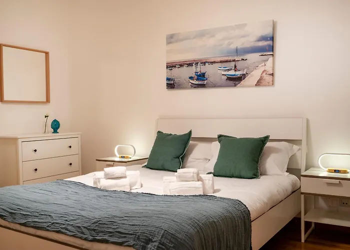 Dimora Del Teatro Sightly Apartment