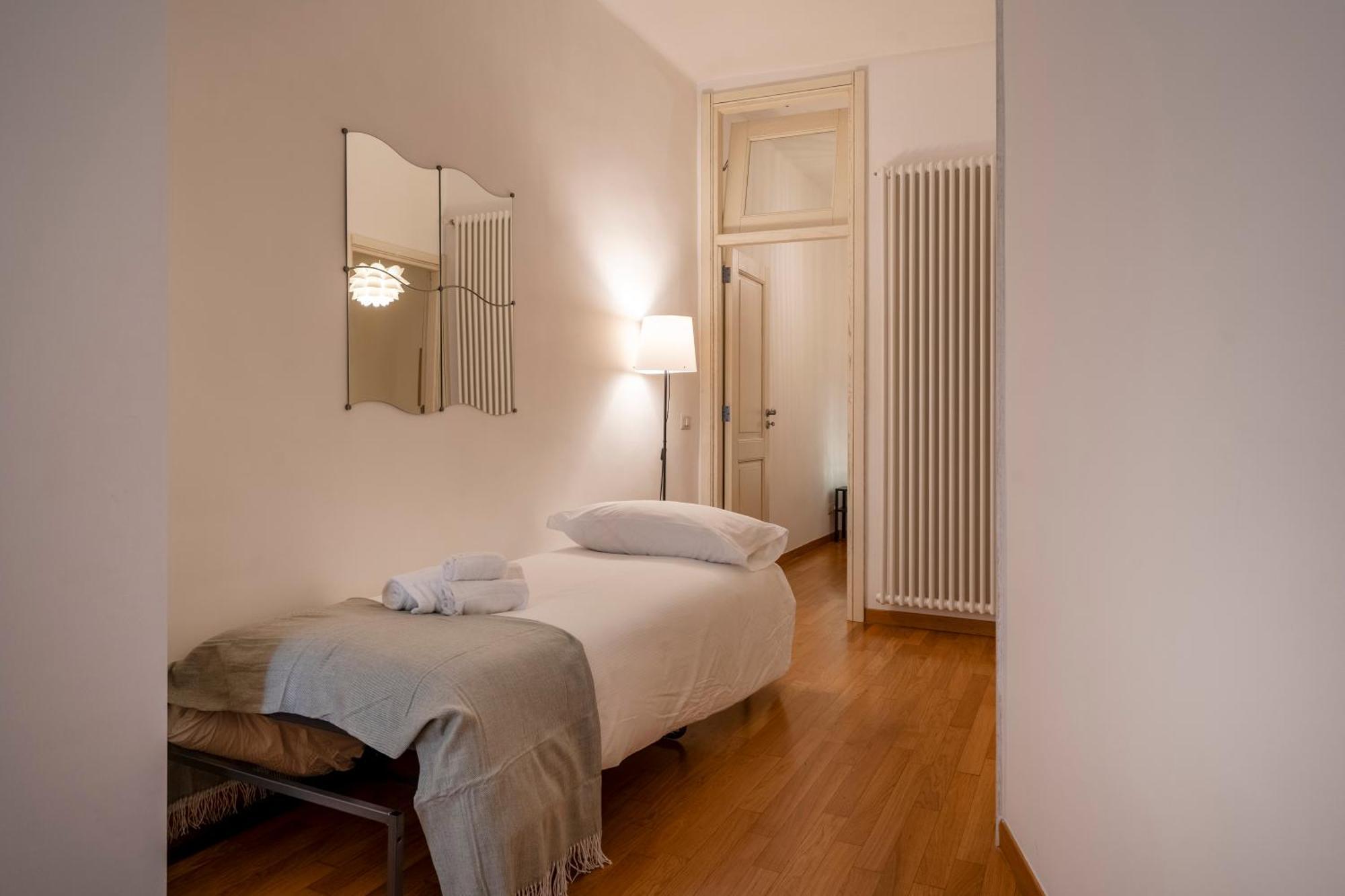 Apartment Dimora Del Teatro Sightly *